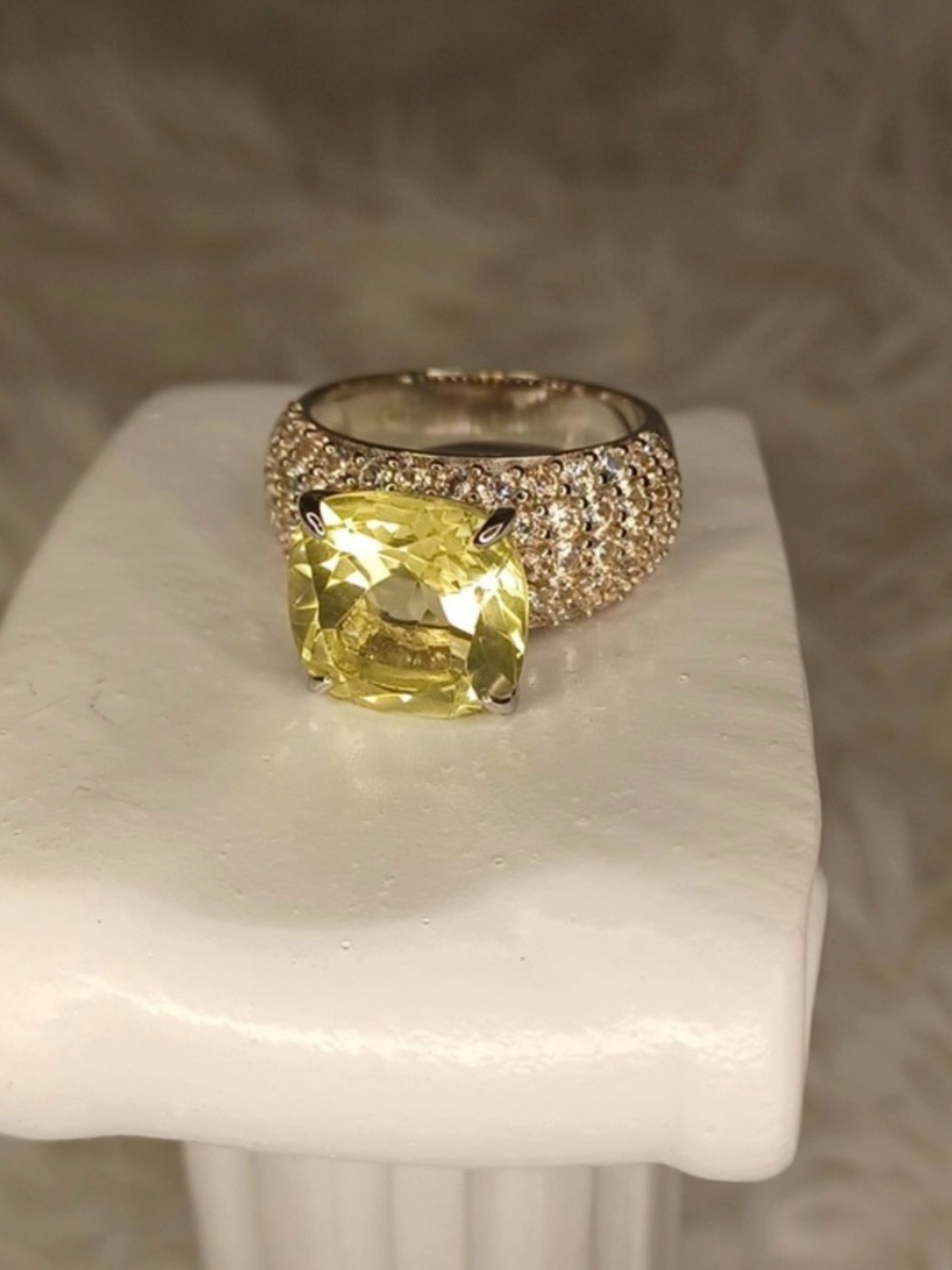New Colleen Lopez Sterling Silver Yellow Cushion Cut Quartz Ring - Size 8